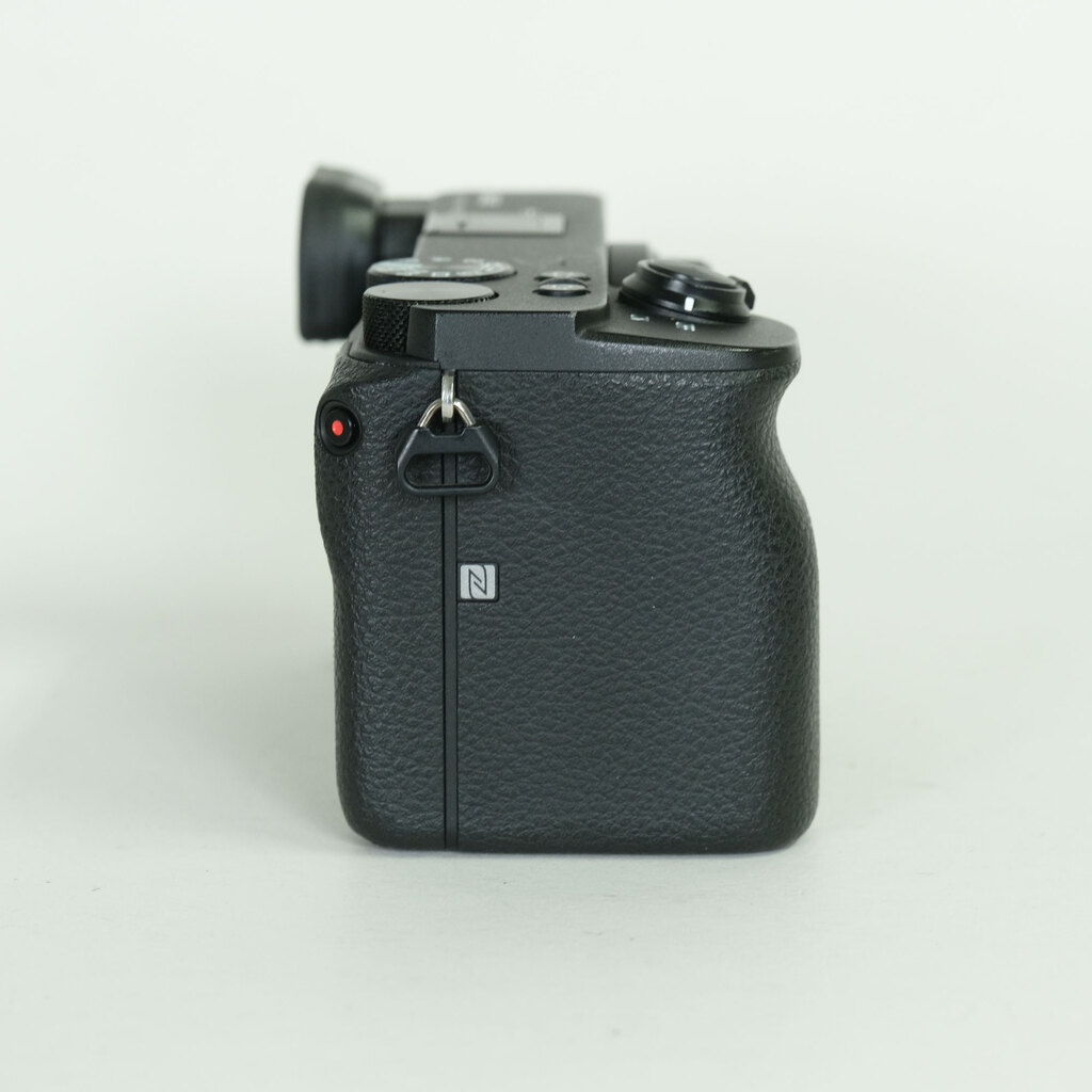 SONY α6600(ILCE-6600) SONY α6600(ILCE-6600)