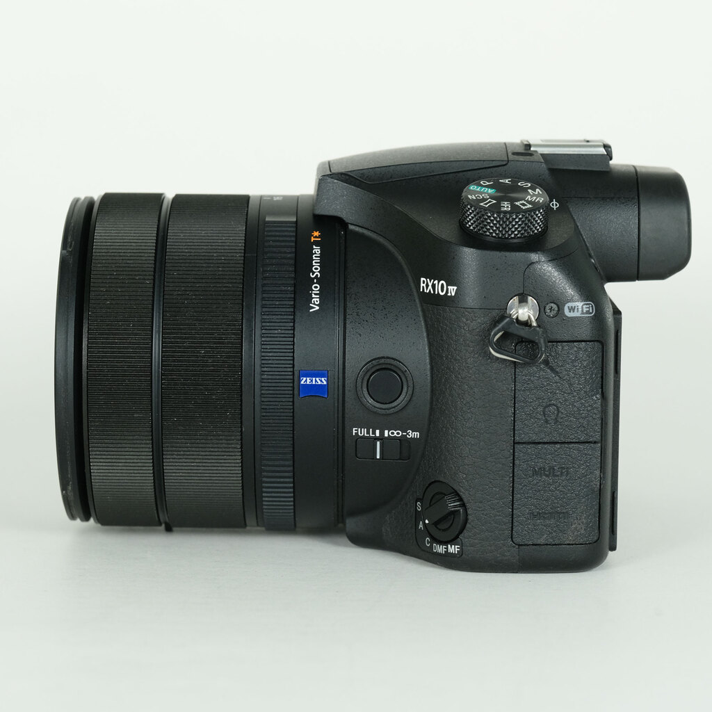 SONY Cyber-shot DSC-RX10M4