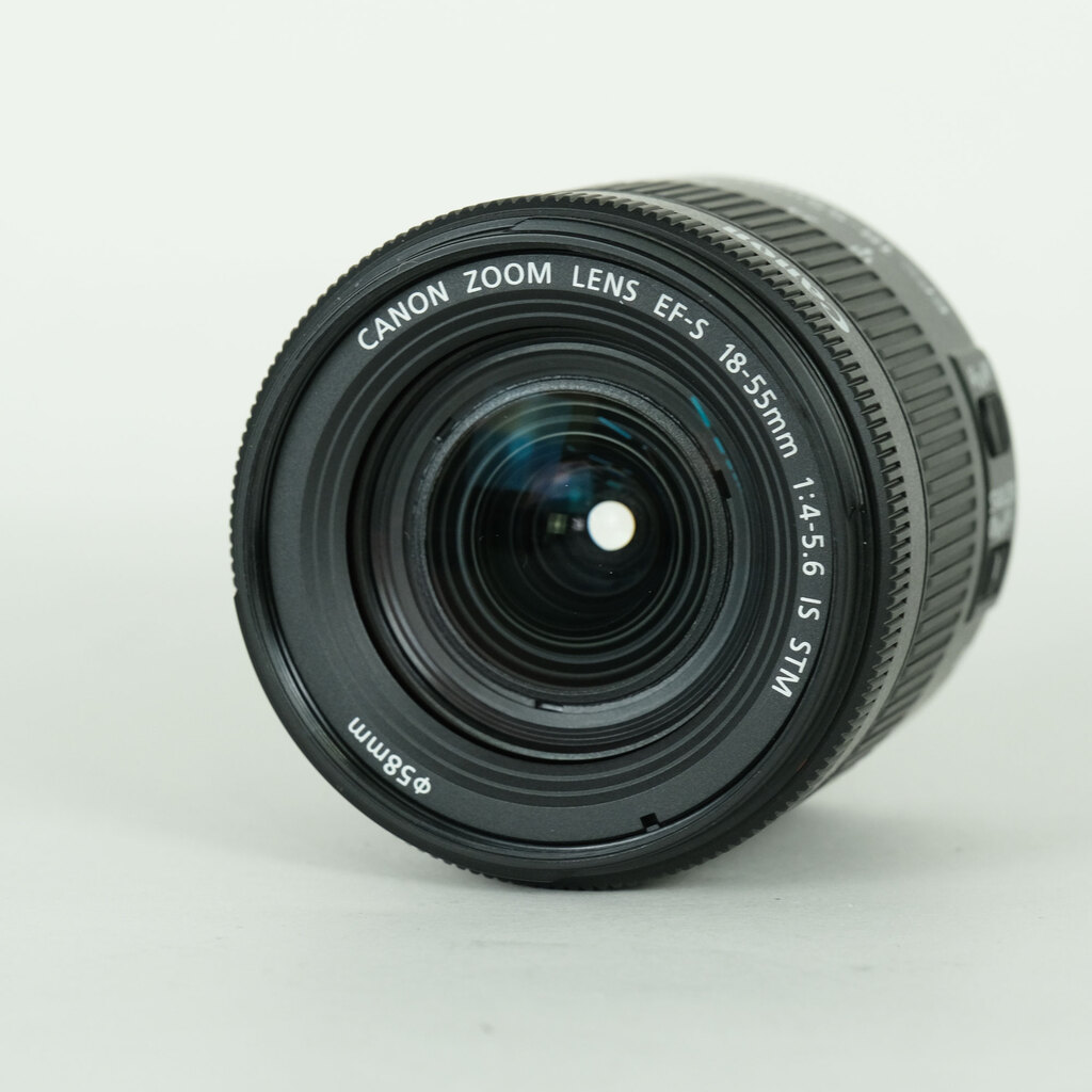 Canon EF-S18-55mm F4-5.6 IS STMの出品 | ONE SCENE（ワンシーン）