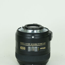Nikon AF-S DX Micro NIKKOR 40mm f/2.8G