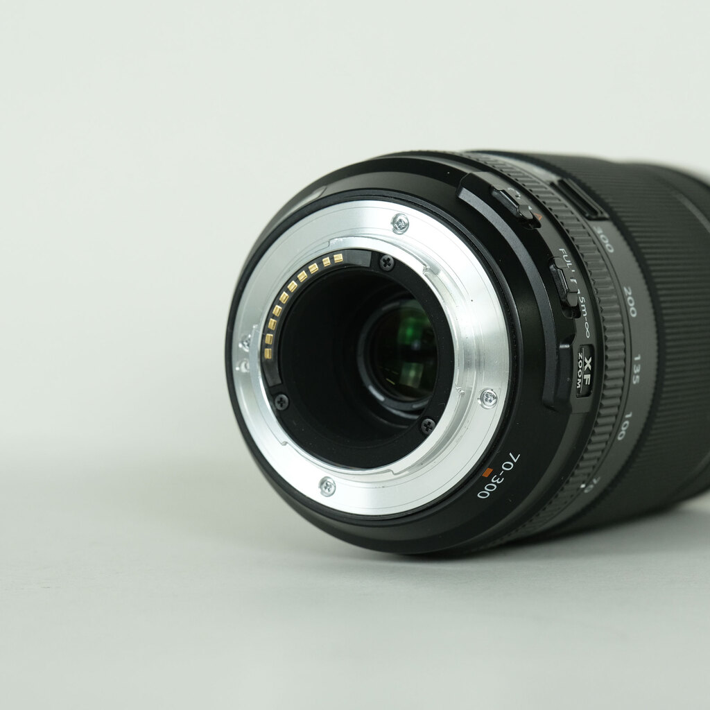 FUJIFILM XF70-300mmF4-5.6 R LM OIS WRの出品 | ONE SCENE（ワンシーン）