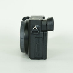 SONY α6400（ILCE-6400）