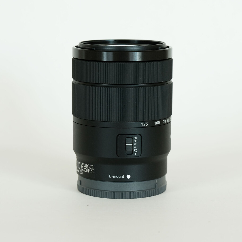 SONY E 18-135mm F3.5-5.6 OSS SEL18135