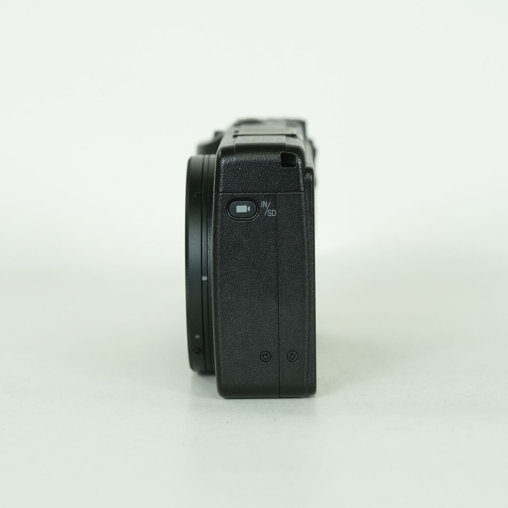RICOH GR IV RICOH GR IV