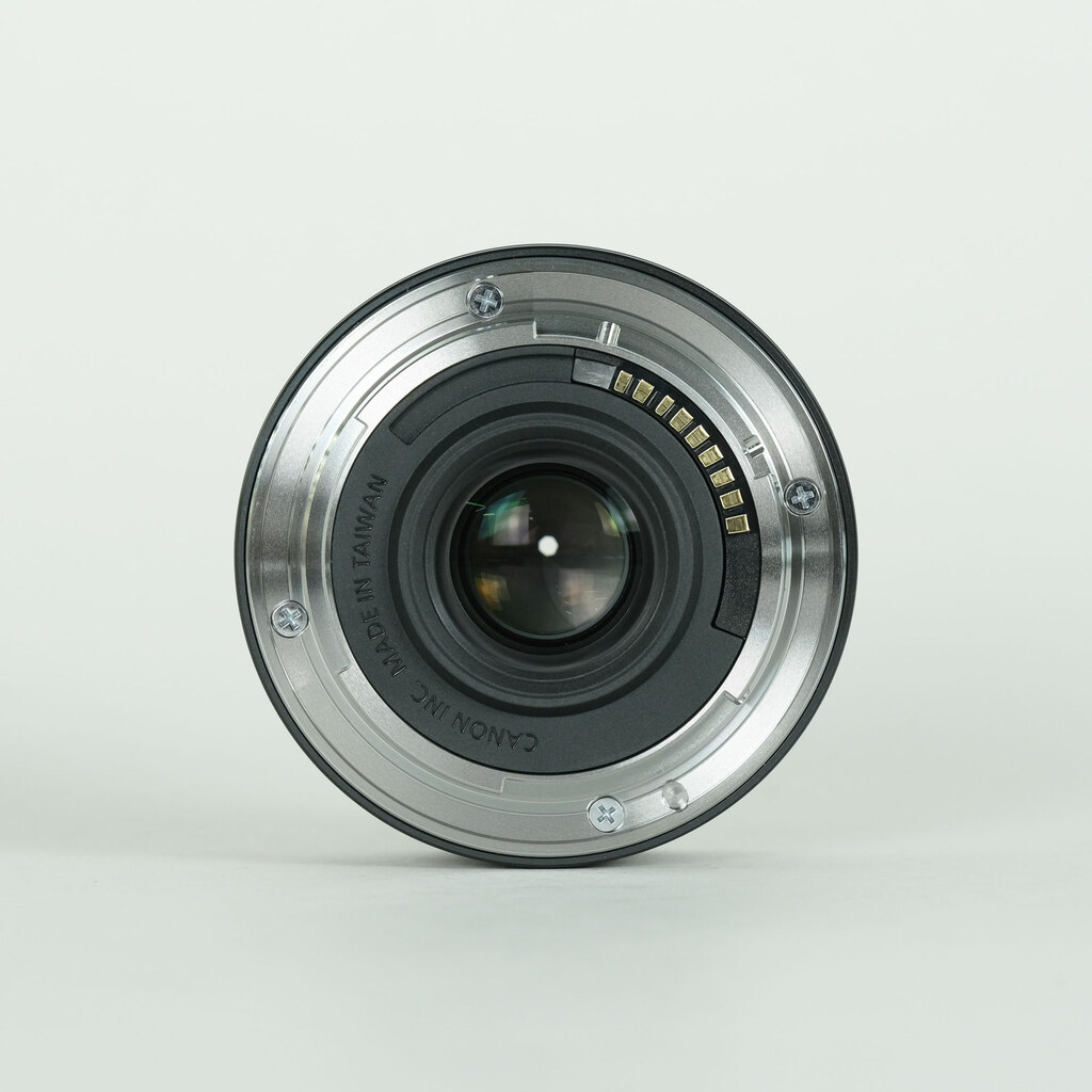 Canon EF-M22mm F2 STM