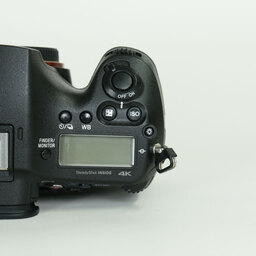 SONY α99II（ILCA-99M2）