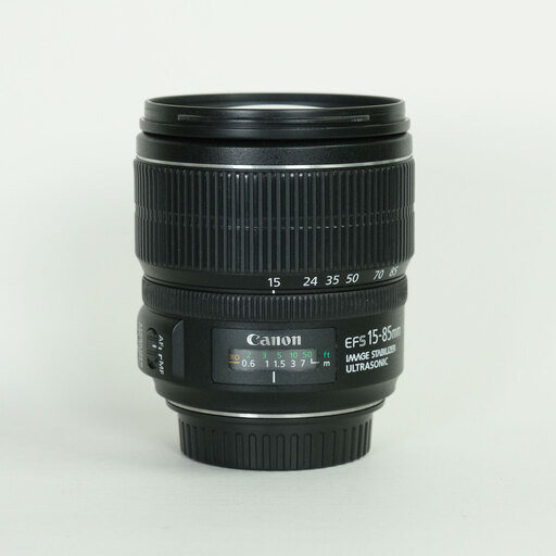 Canon EF-S15-85mm F3.5-5.6 IS USM