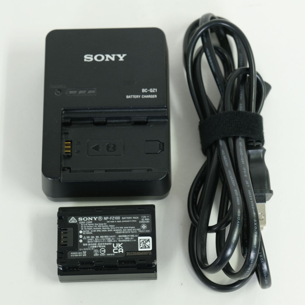 SONY α7 III(ILCE-7M3) SONY α7 III(ILCE-7M3)