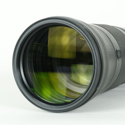 Nikon NIKKOR Z 180-600mm f/5.6-6.3 VR Nikon NIKKOR Z 180-600mm f/5.6-6.3 VR
