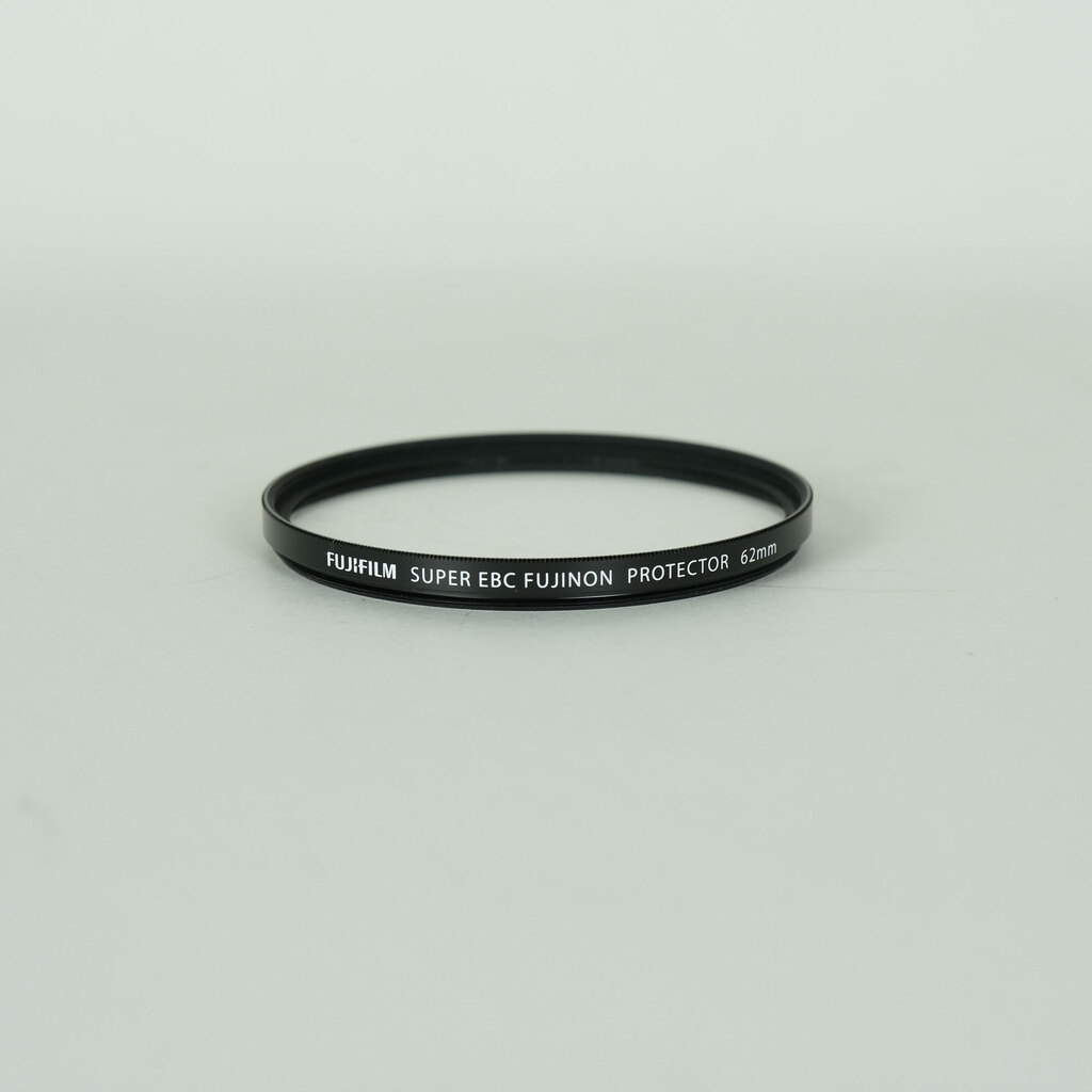 FUJIFILM XF56mmF1.2 R