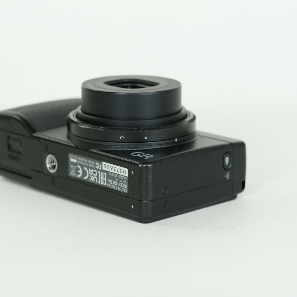 RICOH GR IIIx RICOH GR IIIx