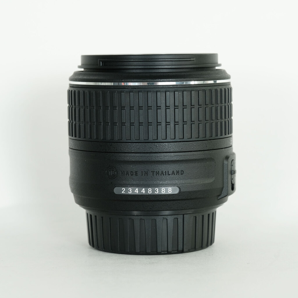 Nikon AF-S DX NIKKOR 18-55mm f3.5-5.6G VR II