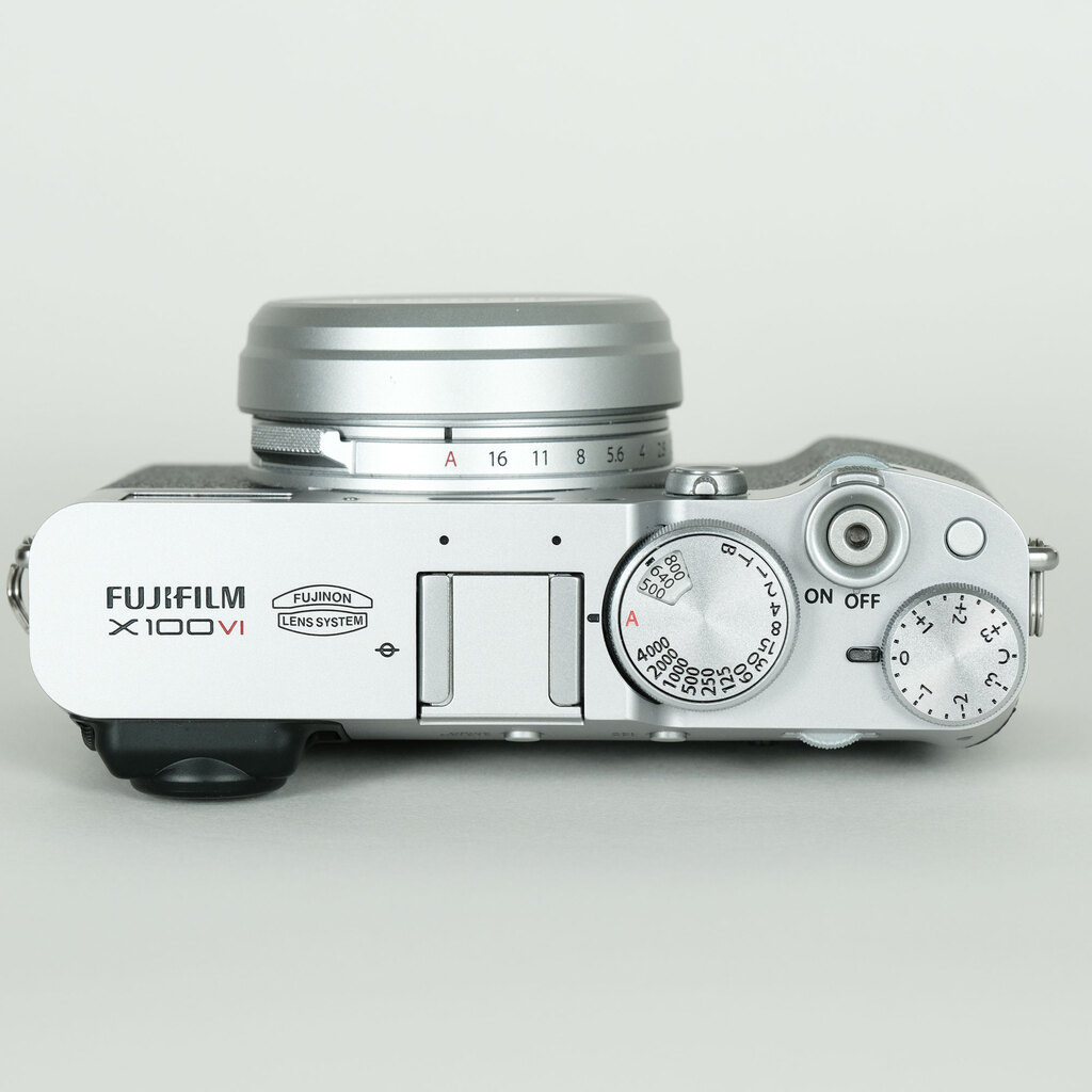FUJIFILM X100VI