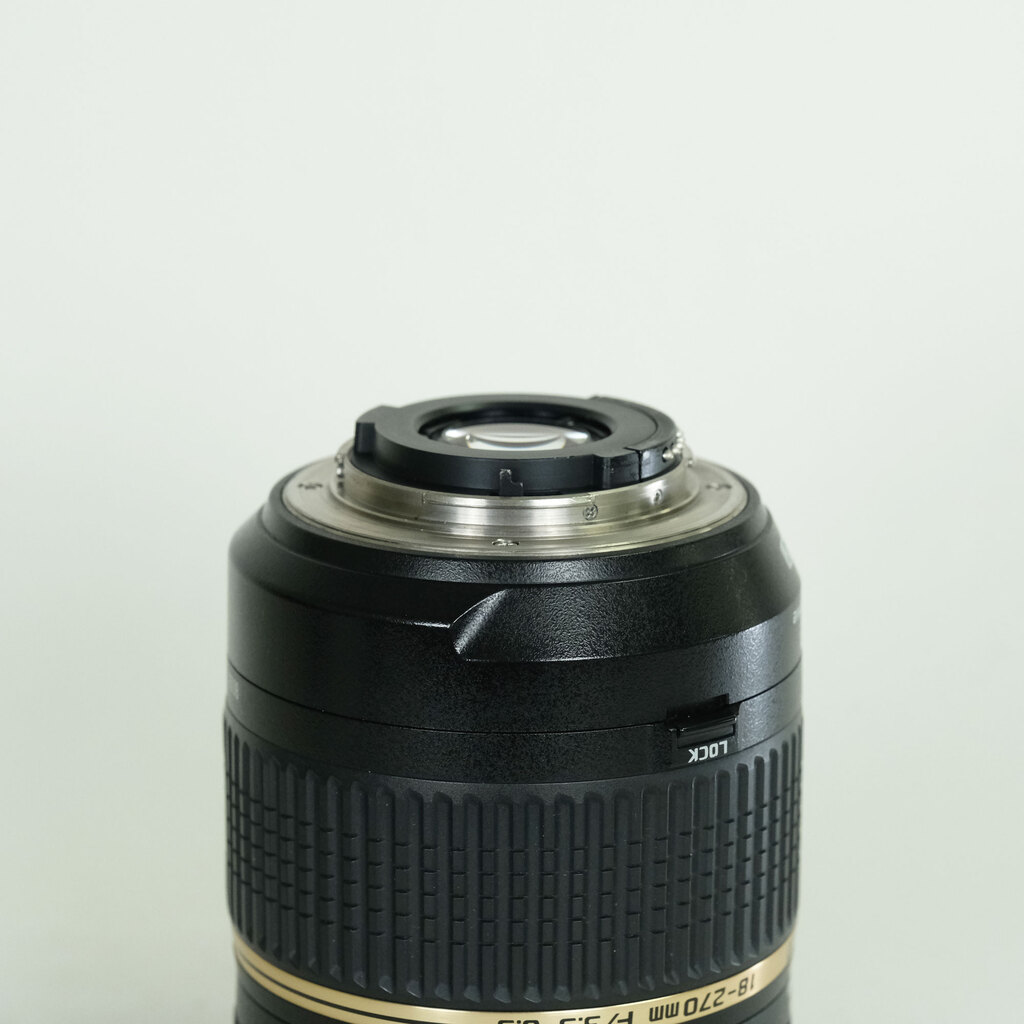 TAMRON 18-270mm F3.5-6.3 DiII VC PZD/Model B008N（ニコン用）