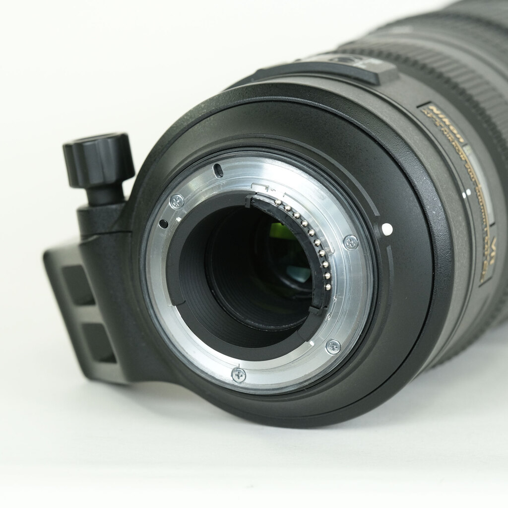 Nikon AF-S NIKKOR 200-500mm f/5.6E ED VR Nikon AF-S NIKKOR 200-500mm f/5.6E ED VR