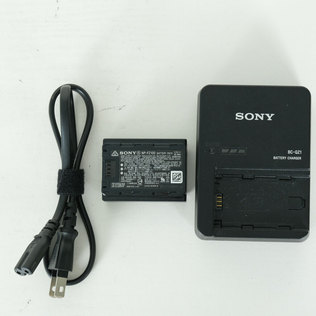 SONY α7R III(ILCE-7RM3) SONY α7R III(ILCE-7RM3)