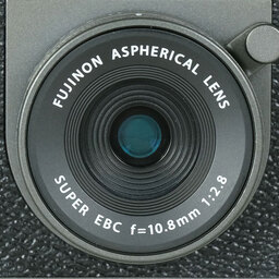 FUJIFILM X half X-HF1