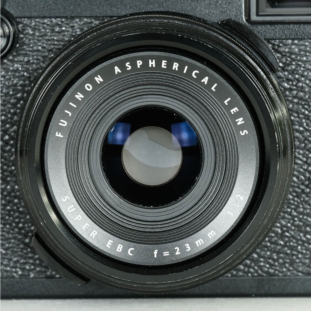 FUJIFILM X100F ブラック