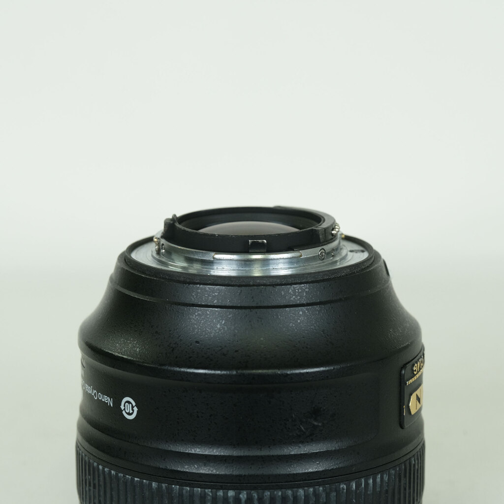 Nikon AF-S NIKKOR 58mm f/1.4G Nikon AF-S NIKKOR 58mm f/1.4G