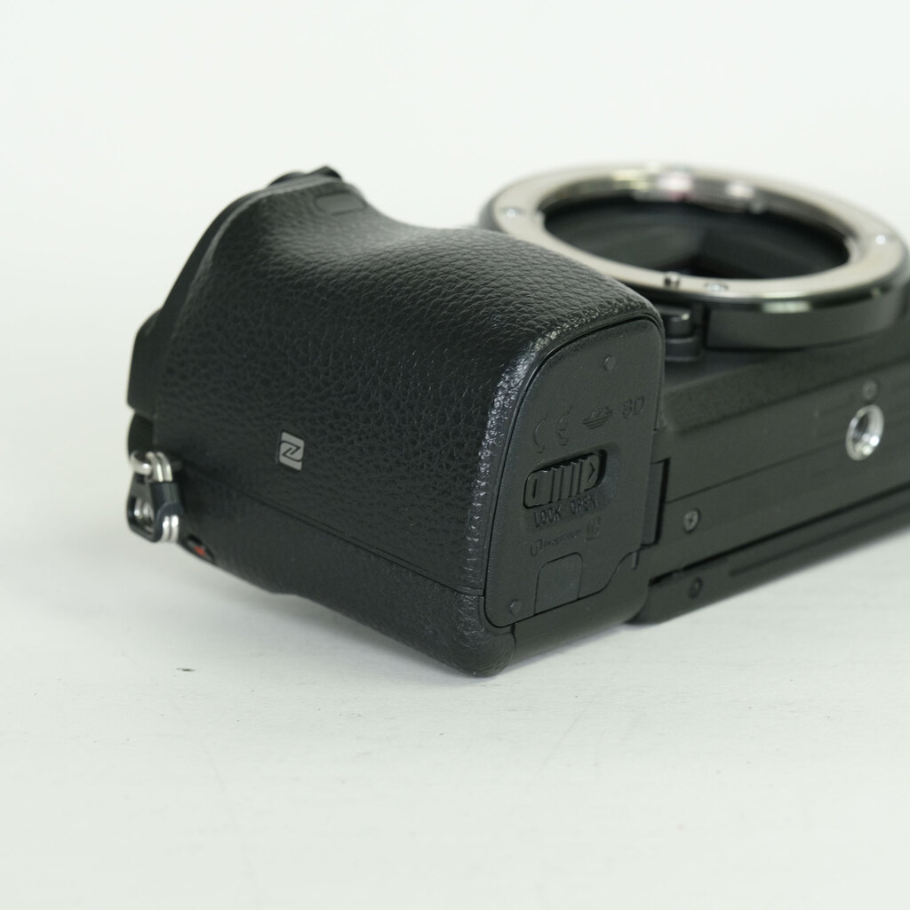 SONY α6400（ILCE-6400）