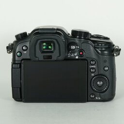 Panasonic LUMIX DMC-GH3 Panasonic LUMIX DMC-GH3