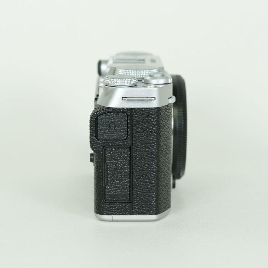 FUJIFILM X-M5 FUJIFILM X-M5