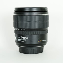 Canon EF-S15-85mm F3.5-5.6 IS USM