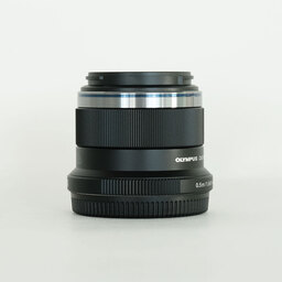 OLYMPUS M.ZUIKO DIGITAL 45mm F1.8