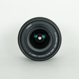 Panasonic LUMIX G VARIO 12-60mm / F3.5-5.6 ASPH. / POWER O.I.S. Panasonic LUMIX G VARIO 12-60mm / F3.5-5.6 ASPH. / POWER O.I.S.