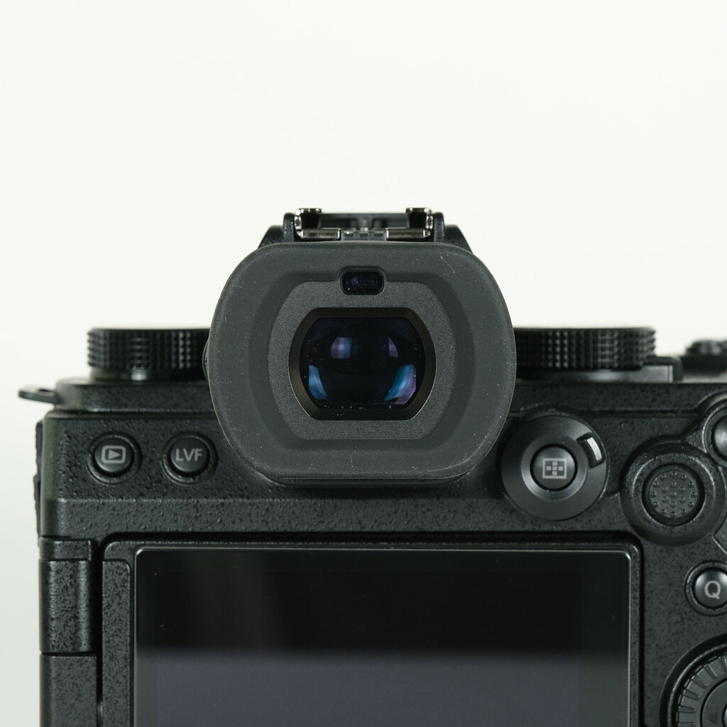 Panasonic LUMIX S5IIX ボディ DC-S5M2X ブラックの出品 | ONE SCENE