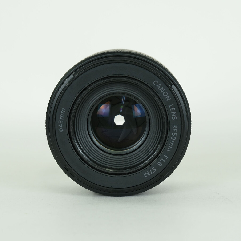 Canon RF50mm F1.8 STM