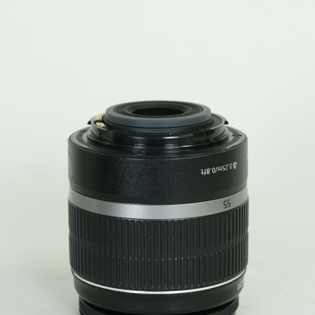 Canon EF-S18-55mm F3.5-5.6 IS