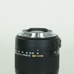 SIGMA 18-250mm F3.5-6.3 DC MACRO OS HSM (キヤノンEF用)