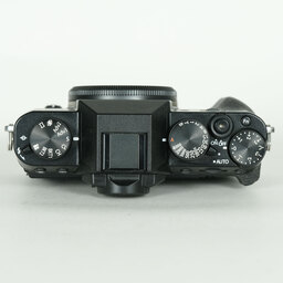 FUJIFILM X-T30