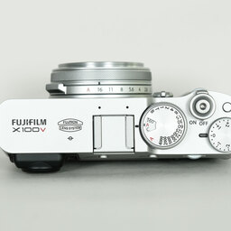 FUJIFILM X100V シルバー