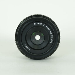 Nikon NIKKOR Z 40mm f/2 Nikon NIKKOR Z 40mm f/2