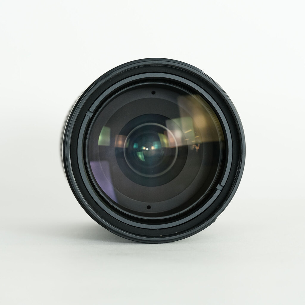 Nikon AF-S DX VR Zoom-Nikkor 18-200mm F3.5-5.6G IF-ED