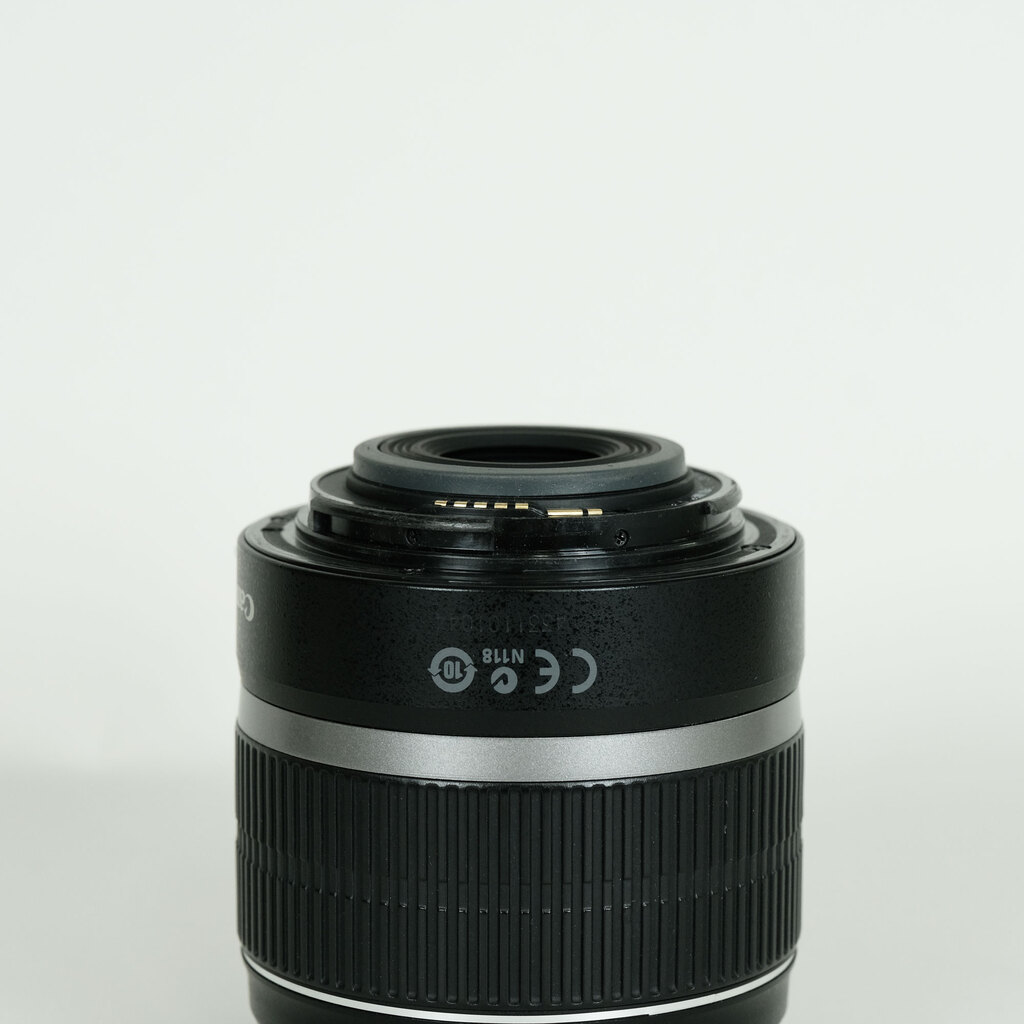 Canon EF-S18-55mm F3.5-5.6 IS