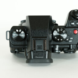 Panasonic LUMIX S5II DC-S5M2