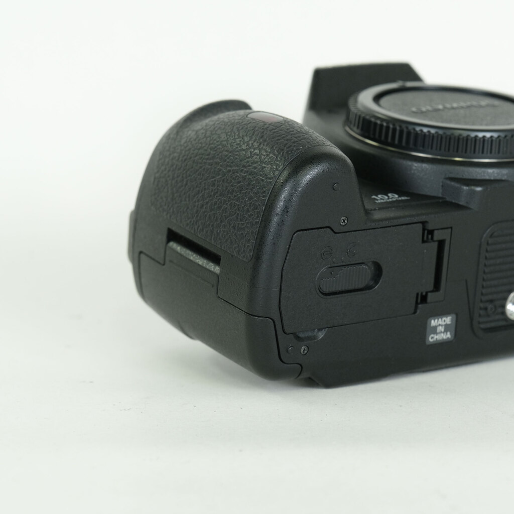 OLYMPUS E-520 ボディ