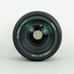 Canon EF-S55-250mm F4-5.6 IS Canon EF-S55-250mm F4-5.6 IS
