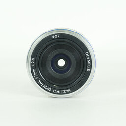 OLYMPUS M.ZUIKO DIGITAL 17mm F2.8 シルバー