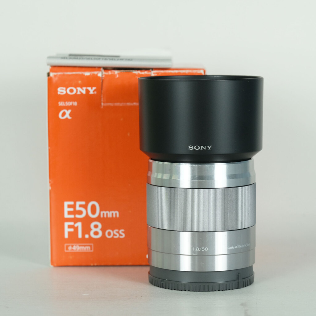 SONY E 50mm F1.8 OSS SEL50F18の出品 | ONE SCENE（ワンシーン）