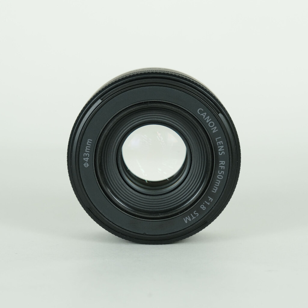 Canon RF50mm F1.8 STM Canon RF50mm F1.8 STM