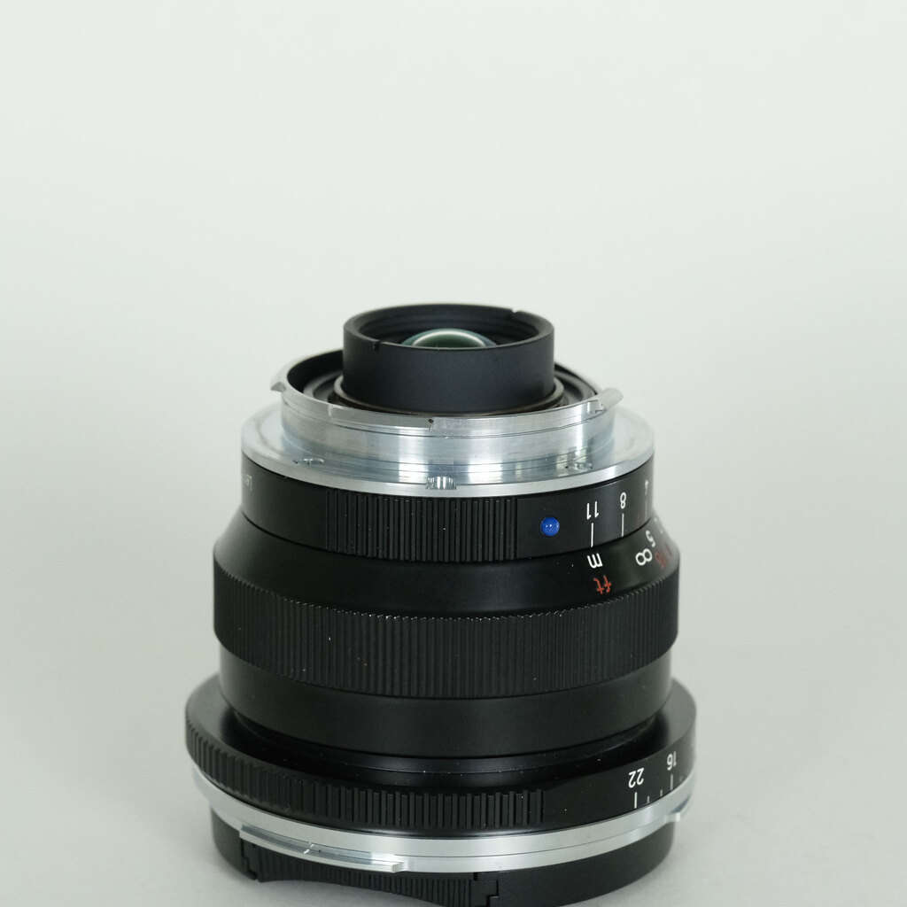 Carl Zeiss Distagon T* 18mm F4 ZM(ライカM用) ブラック Carl Zeiss Distagon T* 18mm F4 ZM(ライカM用) ブラック