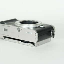 OLYMPUS PEN E-PL9