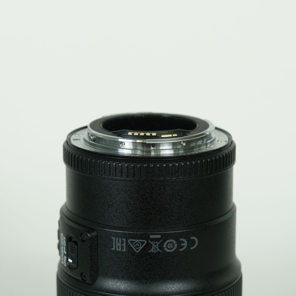 Canon EF100mm F2.8Lマクロ IS USMの出品 | ONE SCENE（ワンシーン）