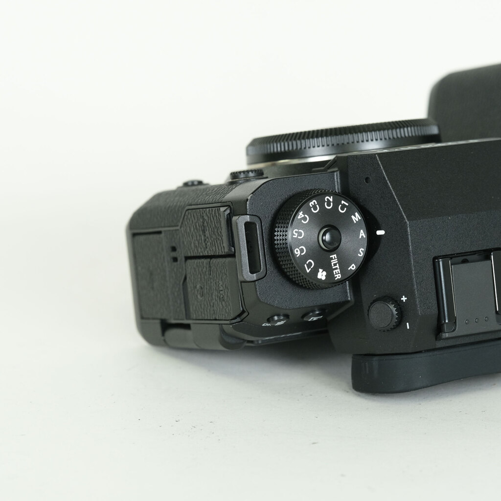 FUJIFILM X-H2 FUJIFILM X-H2