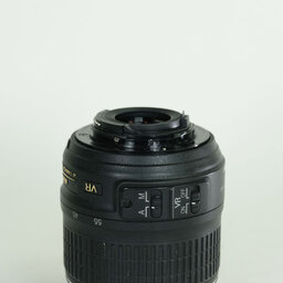 Nikon AF-S DX NIKKOR 18-55mm F3.5-5.6 G VR Nikon AF-S DX NIKKOR 18-55mm F3.5-5.6 G VR