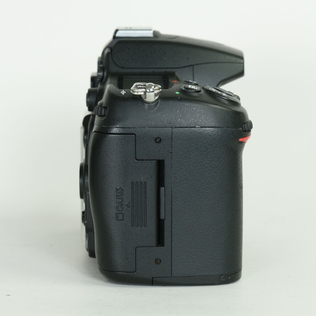 Nikon D7000